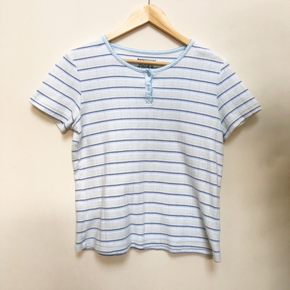 Basic Editions Tops - 🌹Basic Editions | Ribbed Lettuce Edge 90s Top